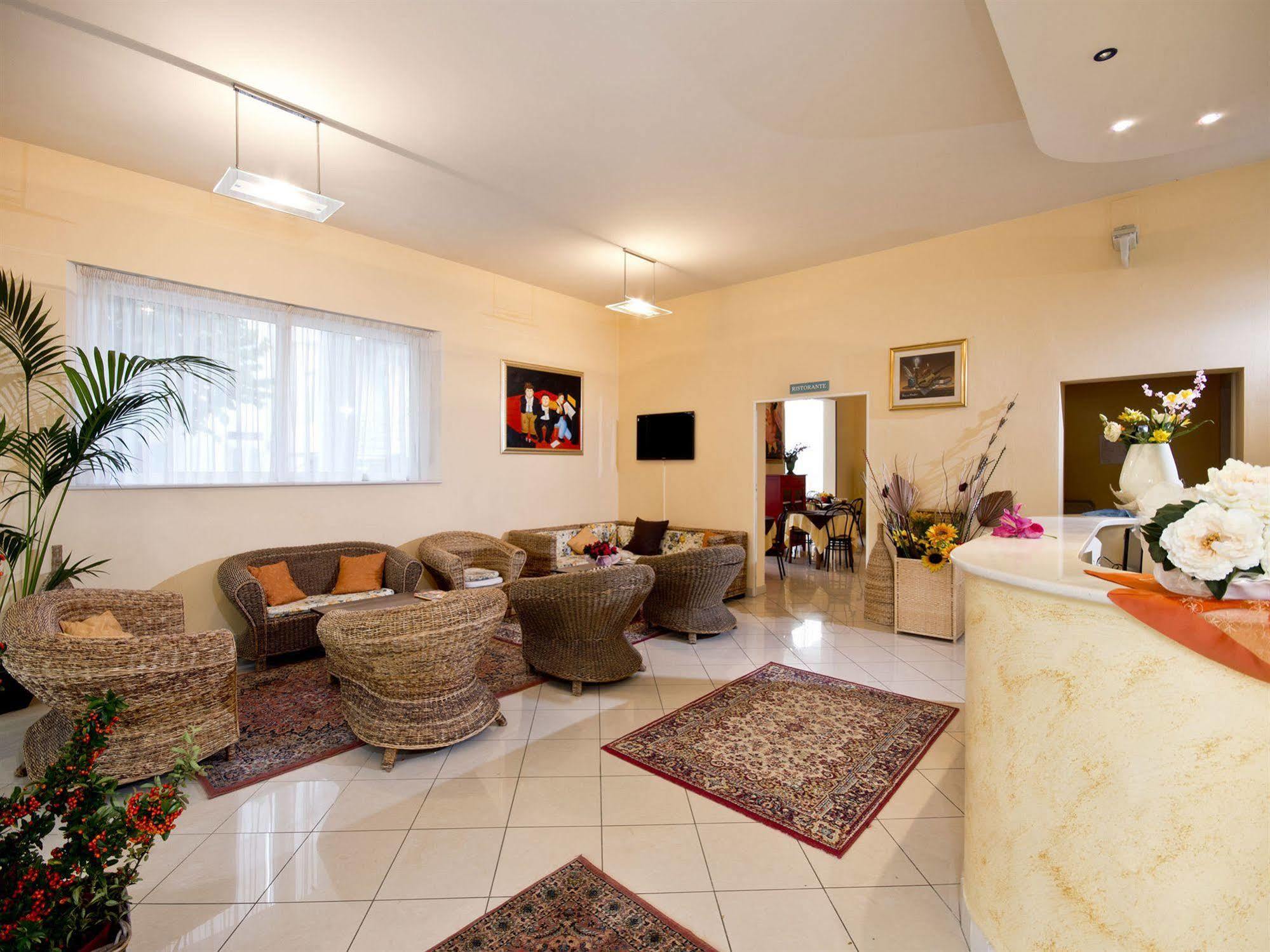 Villa Silvie Rose Cesenatico Dış mekan fotoğraf