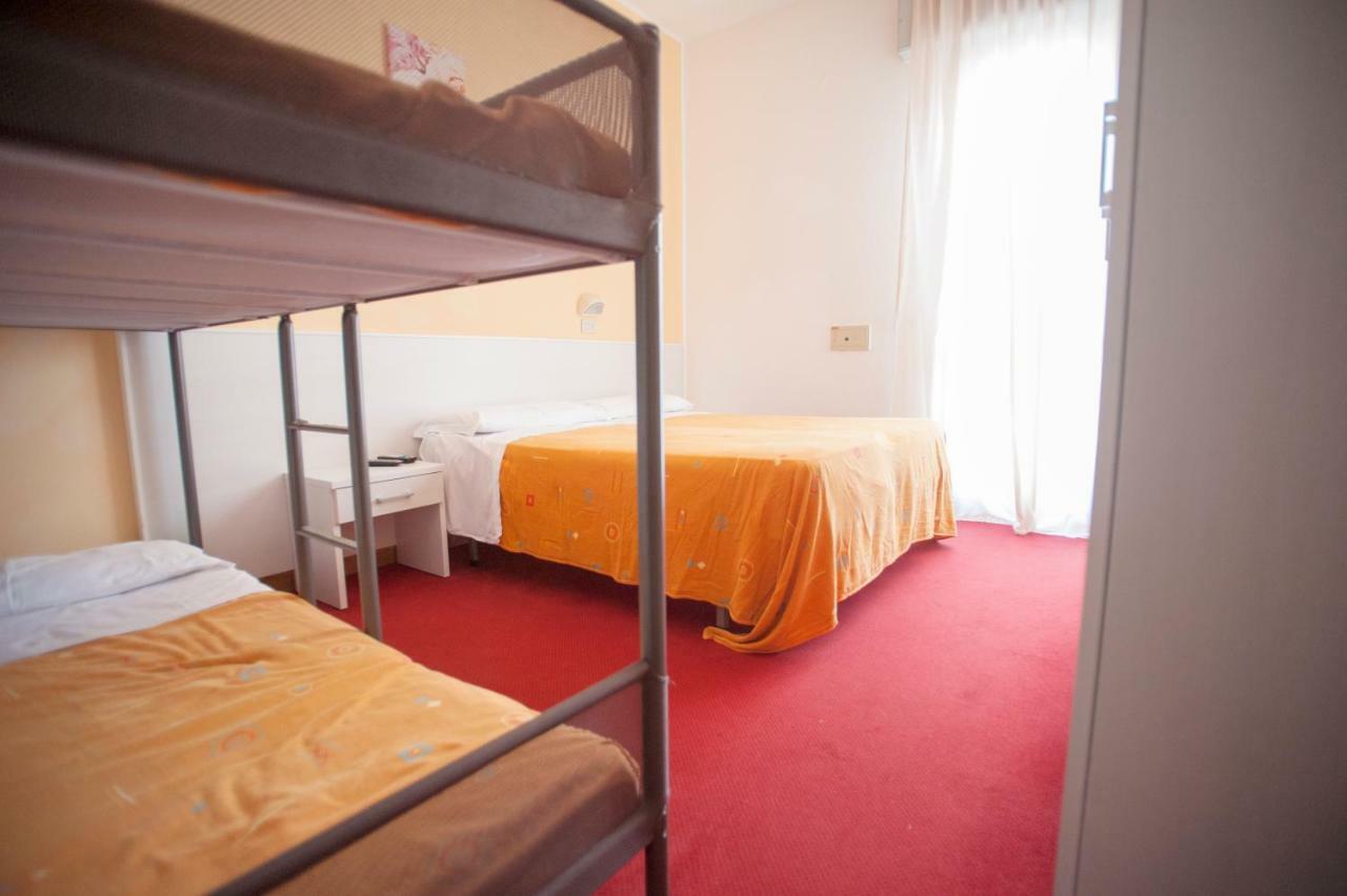 Villa Silvie Rose Cesenatico Dış mekan fotoğraf