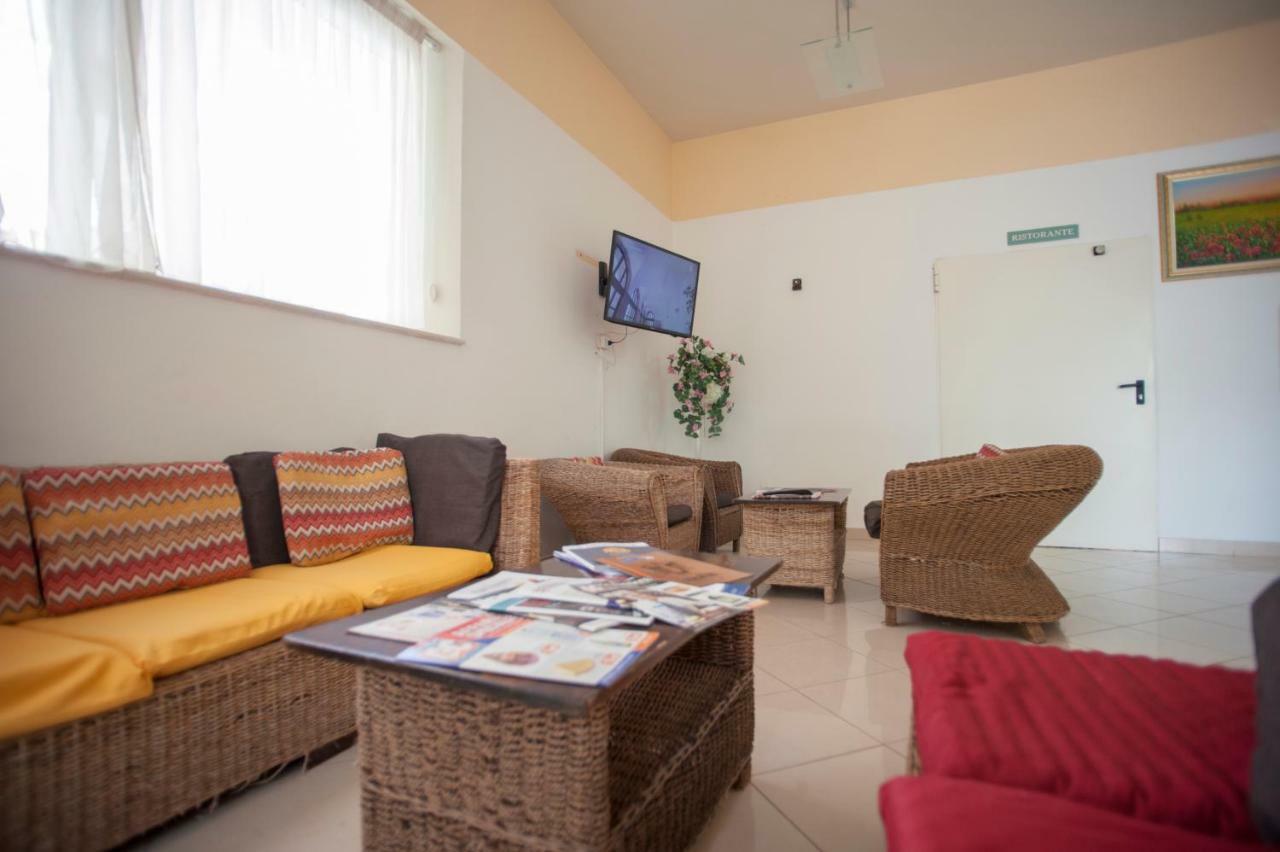 Villa Silvie Rose Cesenatico Dış mekan fotoğraf