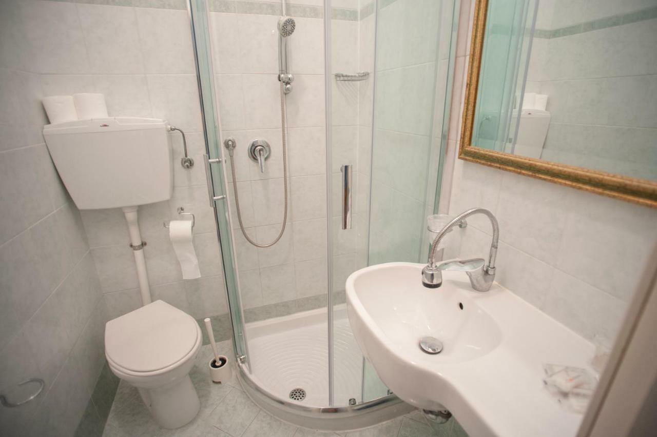 Villa Silvie Rose Cesenatico Dış mekan fotoğraf